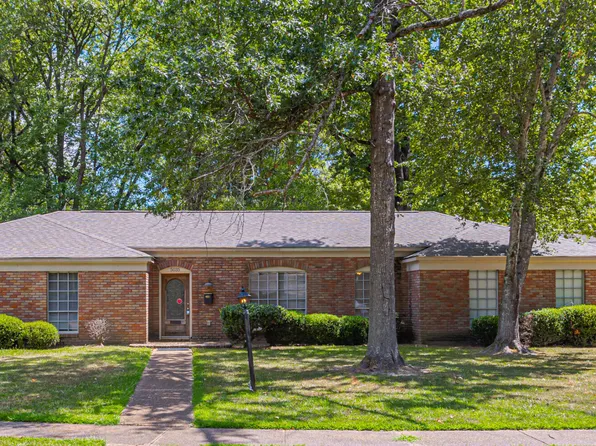5035 Riverwood Cir, Jackson, MS 39211