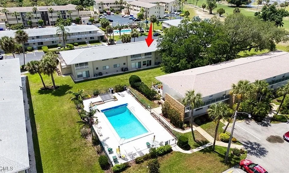 339 Joel Blvd #121
