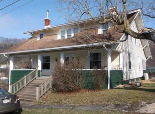 501 N 2nd St, Sutton, WV 26601