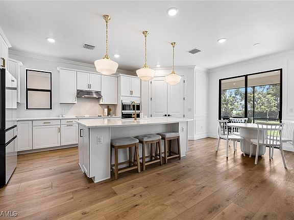 4th image of 3964 Black Eagle Ln