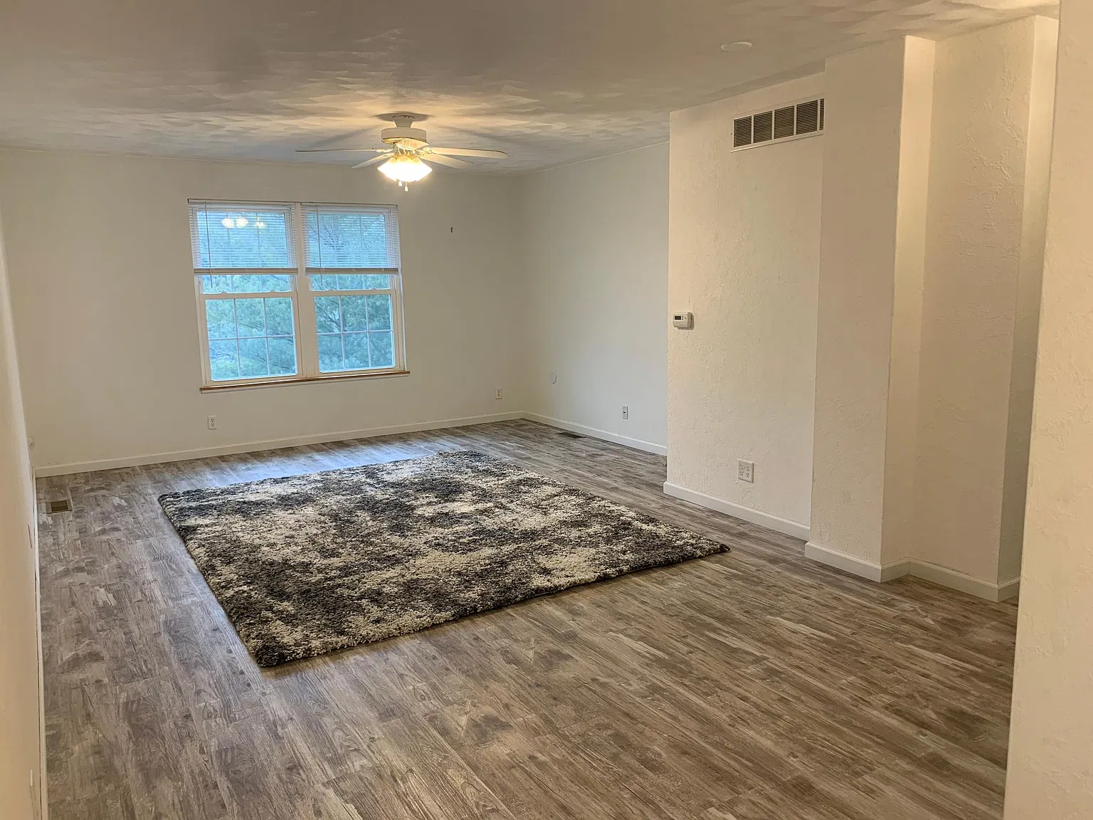 604 Holland Rd — Photo 4