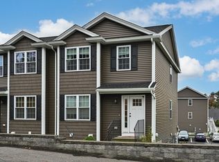 4 Fairview St UNIT 8, North Chelmsford, MA 01863