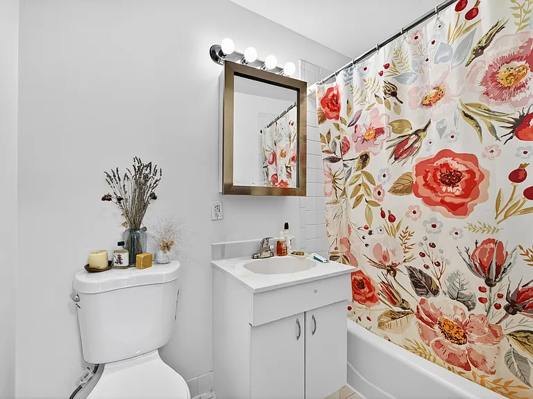 108 Adams St #7 — Photo 14