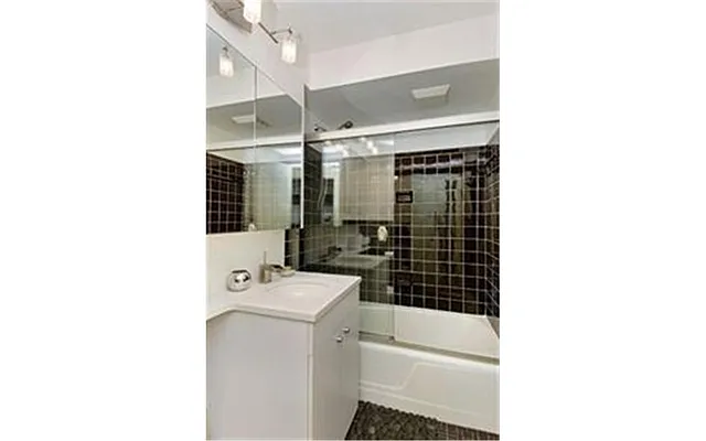 Sold by Douglas Elliman | media 27