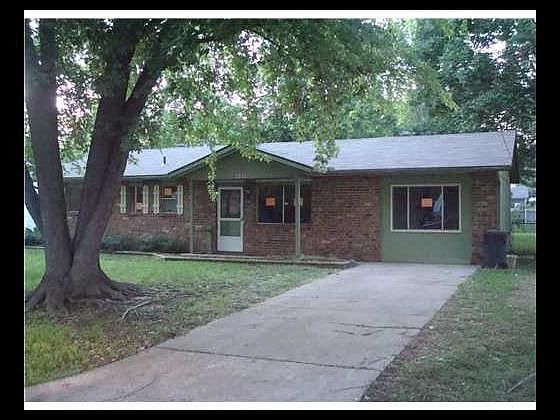 1st image of 1311 W Margaret Pl
