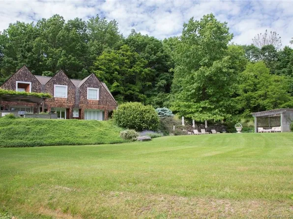 15 Harrison Lane, Salisbury, CT 06039
