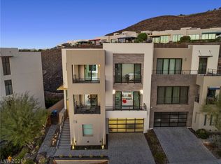 442 Serenity Point Dr, Henderson, NV 89012