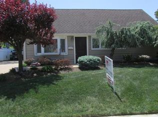 20 Ashley Rd, Edison, NJ 08817