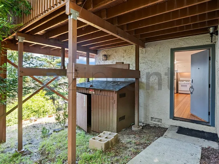1127 Contra Costa Dr — Photo 3