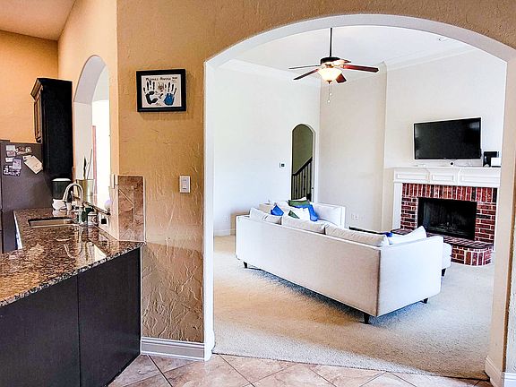 5th image of 717 McFarlin Pl
