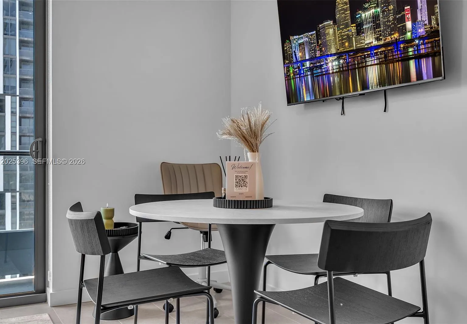 Studio, 1.0 bath, 401 sqft, $3,000 — Photo 3