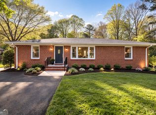 73 Cade St, Hartwell, GA 30643