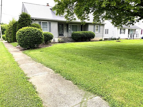 3rd image of 97 Parkwood Dr