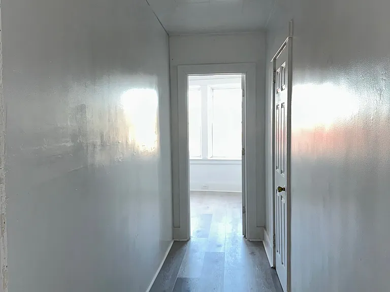 336 Broad St — Photo 8
