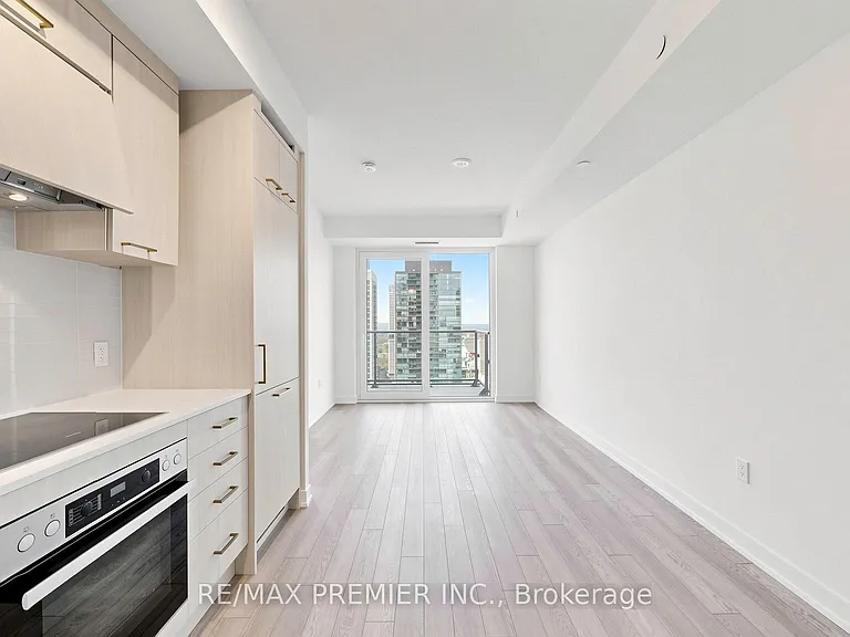 634 Church St #3308 — Photo 6
