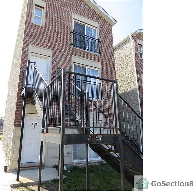 1st image of 1254 S Kolin Ave #1