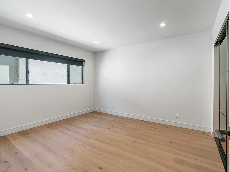 11726 Montana Ave #2 — Photo 13