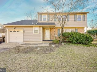 100 Shenandoah Rd, Cinnaminson, NJ 08077