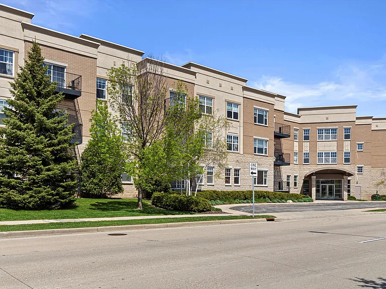Arvada Place Community with Entrance