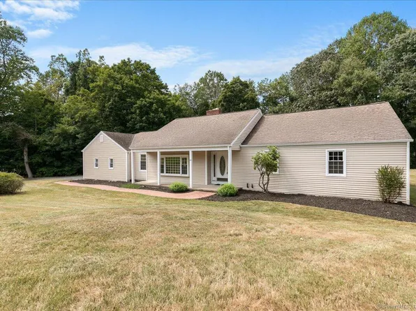 14 Spruce Brook Road, Seymour, CT 06483