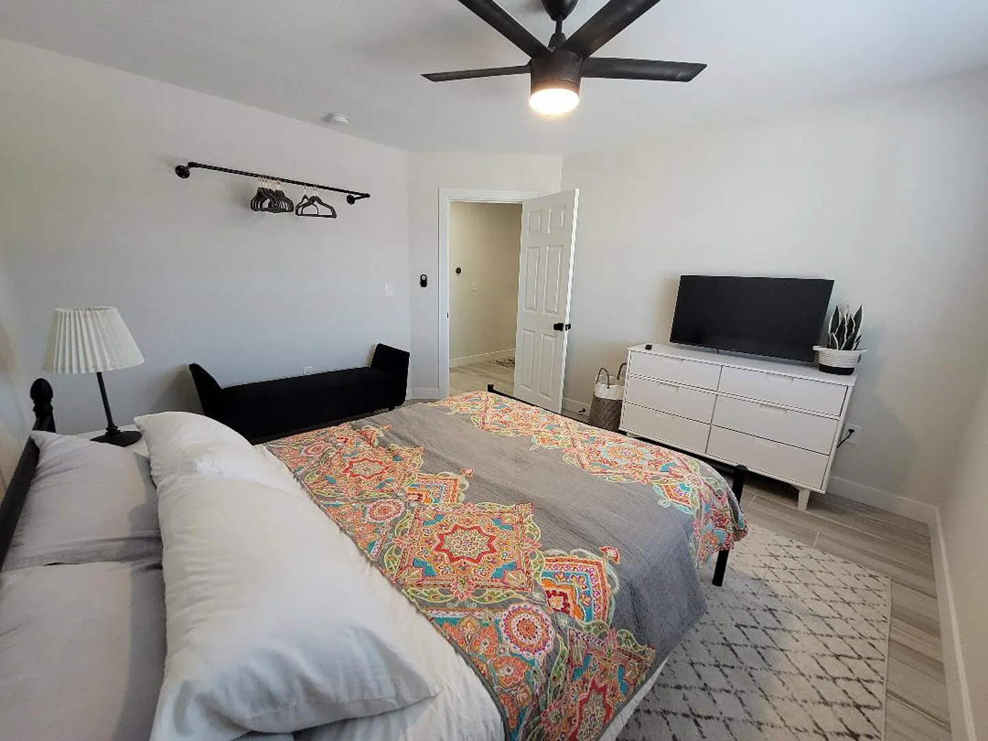 Renovated 3BR Home in Great Location — Photo 2