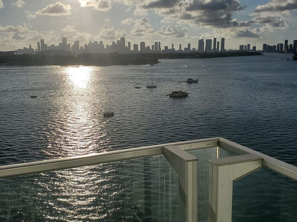 1st image of 1100 West Ave #912