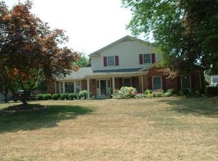3059 Plumbrook Rd, Maumee, OH 43537
