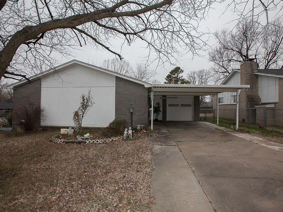 1st image of 276 S 184th Ave E