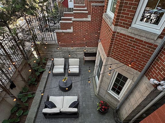 4th image of 1427 N Bosworth Ave APT 1