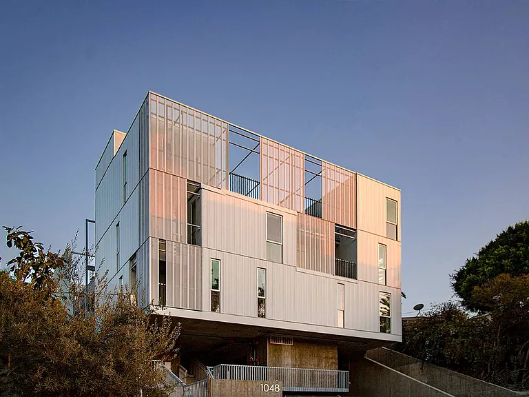 1048 Manzanita — Photo 7