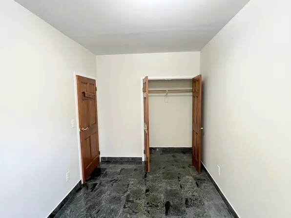 36-09 28th Avenue image 22 of 30