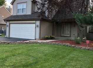 1392 Geneva Ct, Bartlett, IL