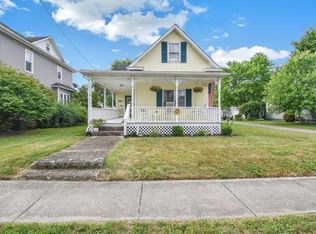 805 W Main St, Hebron, OH 43025