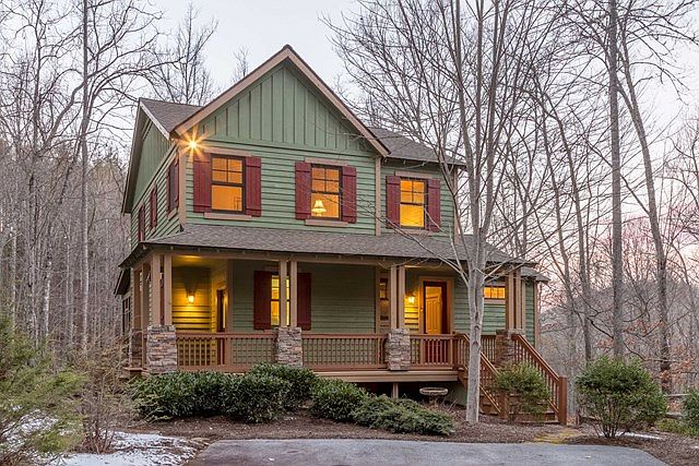 1st image of 114 Hedgewood Dr