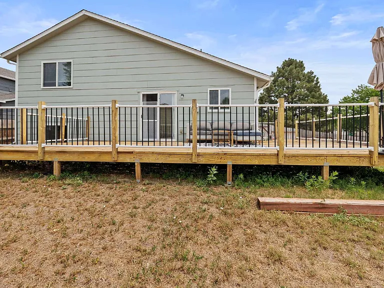 4570 Lincoln Plaza Dr — Photo 40
