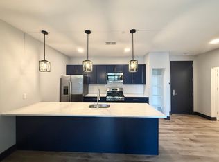 44 W Price St #209, Linden, NJ 07036