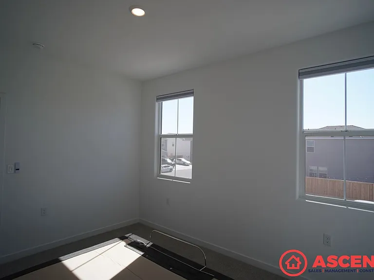 3316 Laurel Hill Ln — Photo 26