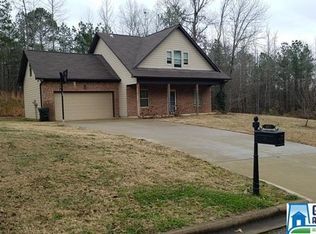 325 Woodhaven Dr, Pell City, AL 35128
