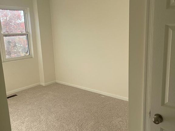 4th image of 4111 Roland View Ave