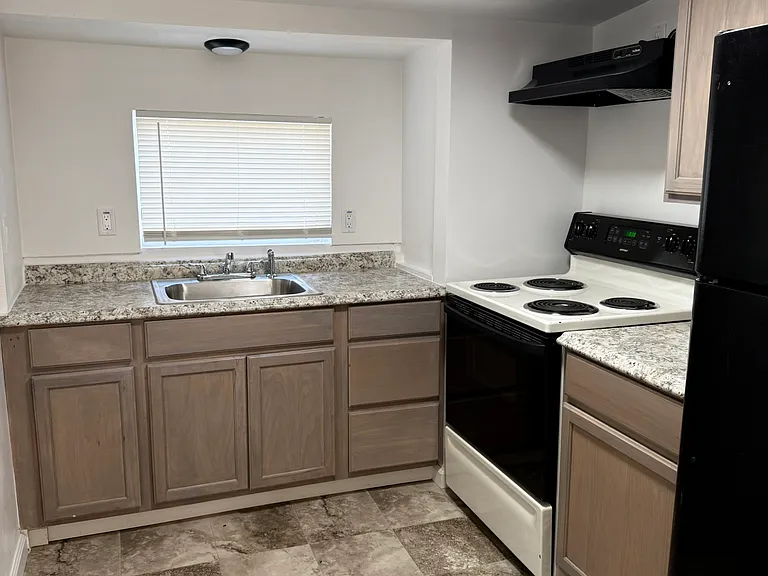 105 Covey Rd — Photo 12