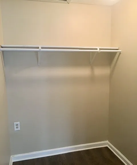 9403 Shenandoah Dr — Photo 33