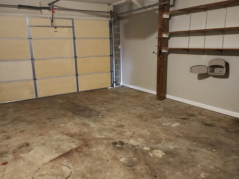 143 W Gate Dr — Photo 36