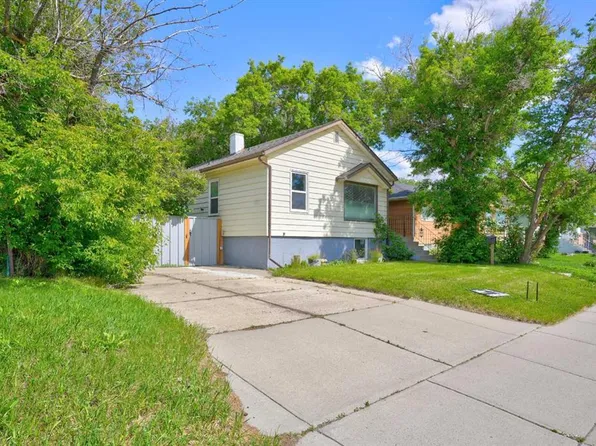 1409 W 13th St N, Lethbridge, AB T1H 2T8