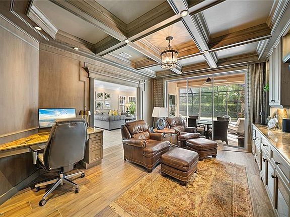 4th image of 392 Carlton PL #3