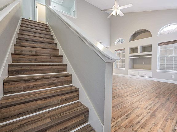 5th image of 3109 Station Ct