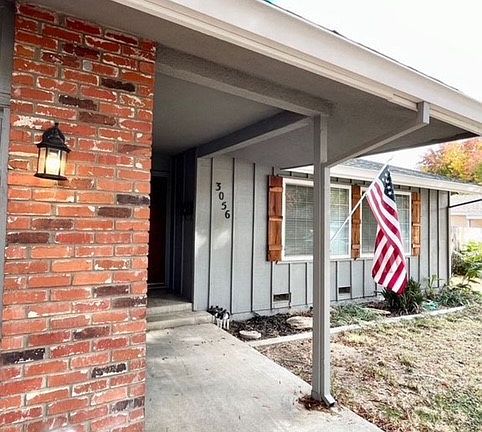 2nd image of 3056 Bedford Dr
