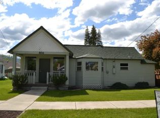 304 N River St, Enterprise, OR 97828