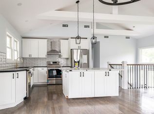 60 Bieselin Rd, Bellport, NY 11713