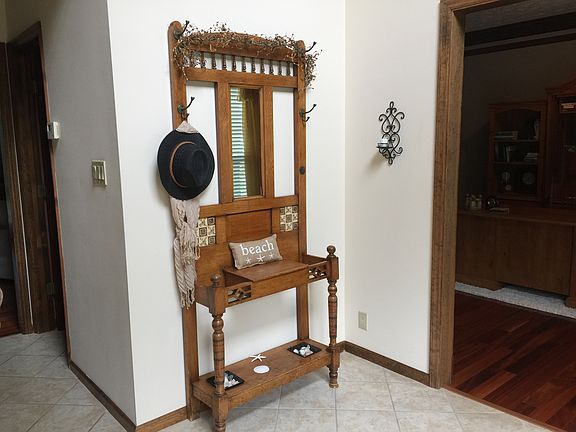 front entrance hall tree