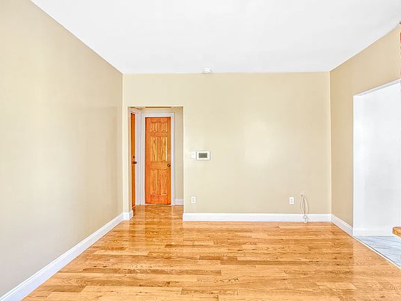 4th image of 405 E 2nd St #2